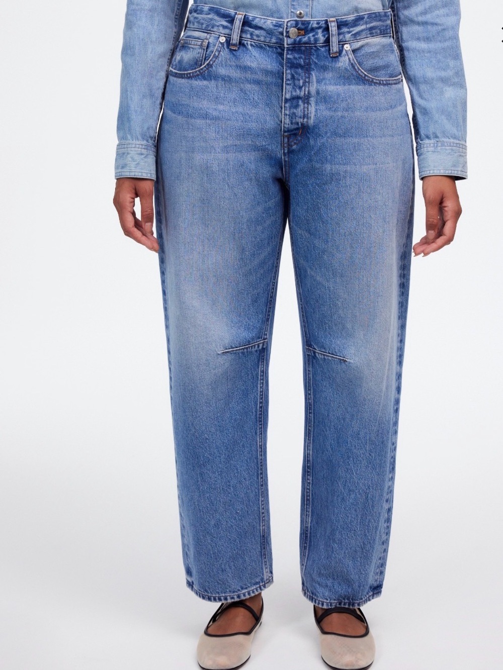 Madewell Darted Barrel leg jeans NWT
